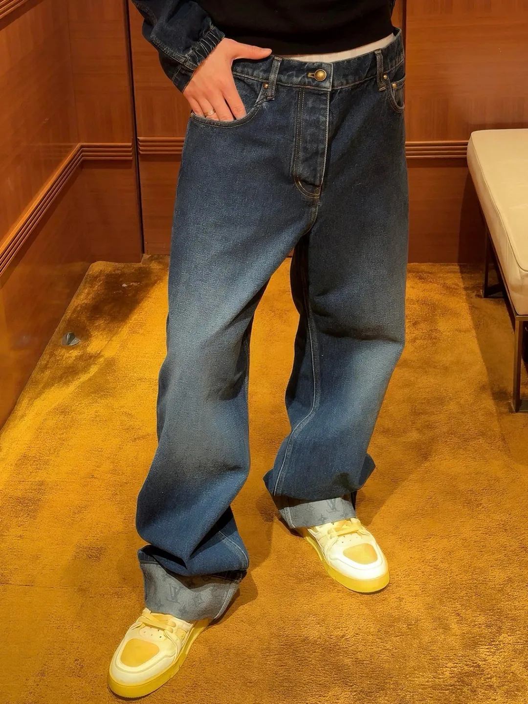 Louis Vuitton/Louis Vuitton cuffed presbyopic skateboard jeans
